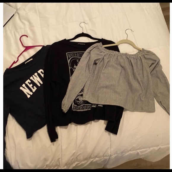 Brandy Melville Tops - RARE brandy shirt